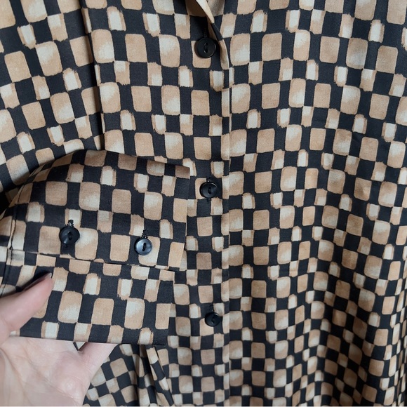 Abercrombie Satin Blouse Never Worn - Picture 3 of 5